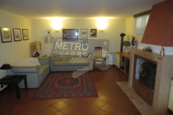 caminetto - UNIFAM. AUTONOMA THIENE (VI) CENTRO